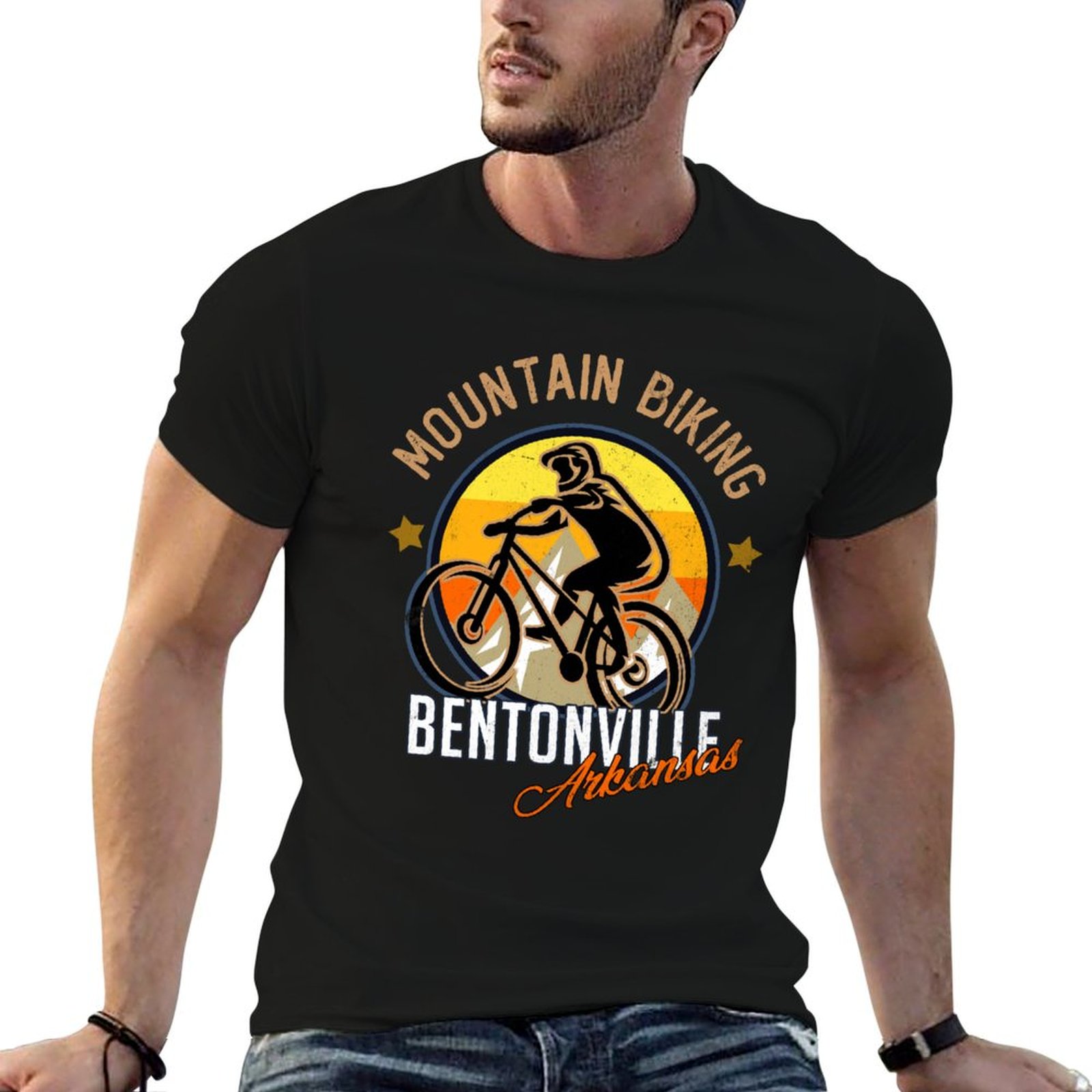 Mountain Biking Arkansas - เบนตันวิลล์ อาร์คันซอส์เสื้อยืดลายจักรยานเสือภูเขา เสื้อยืดพิมพ์ลายแฟชั่น