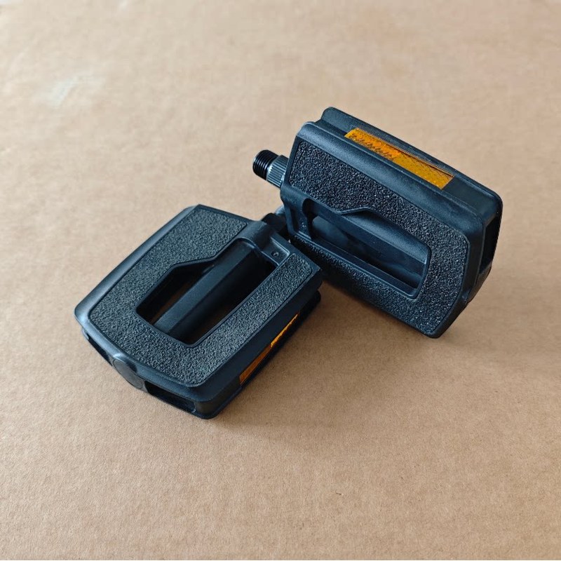 Pedal Platform Flat - แป้นเหยียบจักรยานรุ่นใหม่ Urban Flat Pedals 