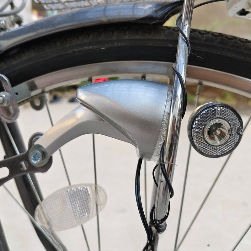 Mountain Biking In Japan - ไฟจักรยานแบบเหนี่ยวนำจาก Japan Bicycle Hub ไฟหน้า LED