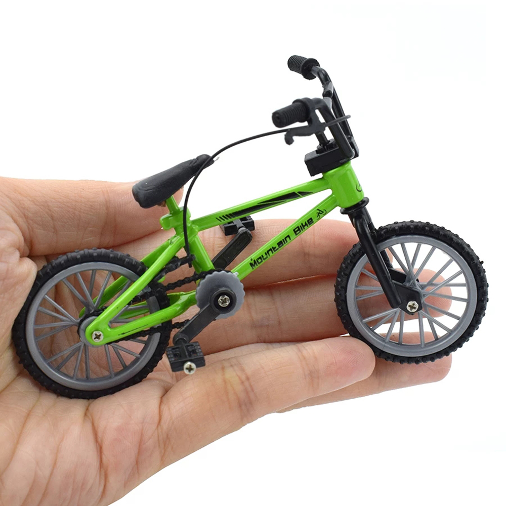 จักรยาน BMX ของเล่นโมเดลจักรยา - Picture Of Mountain Biking บทวิจารณ์และราคา